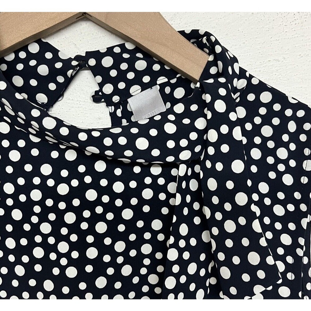 Liz Claiborne Womens Sleeveless Blouse Petite Sz 12 Black White Dotted Tie Neck - Picture 4 of 8